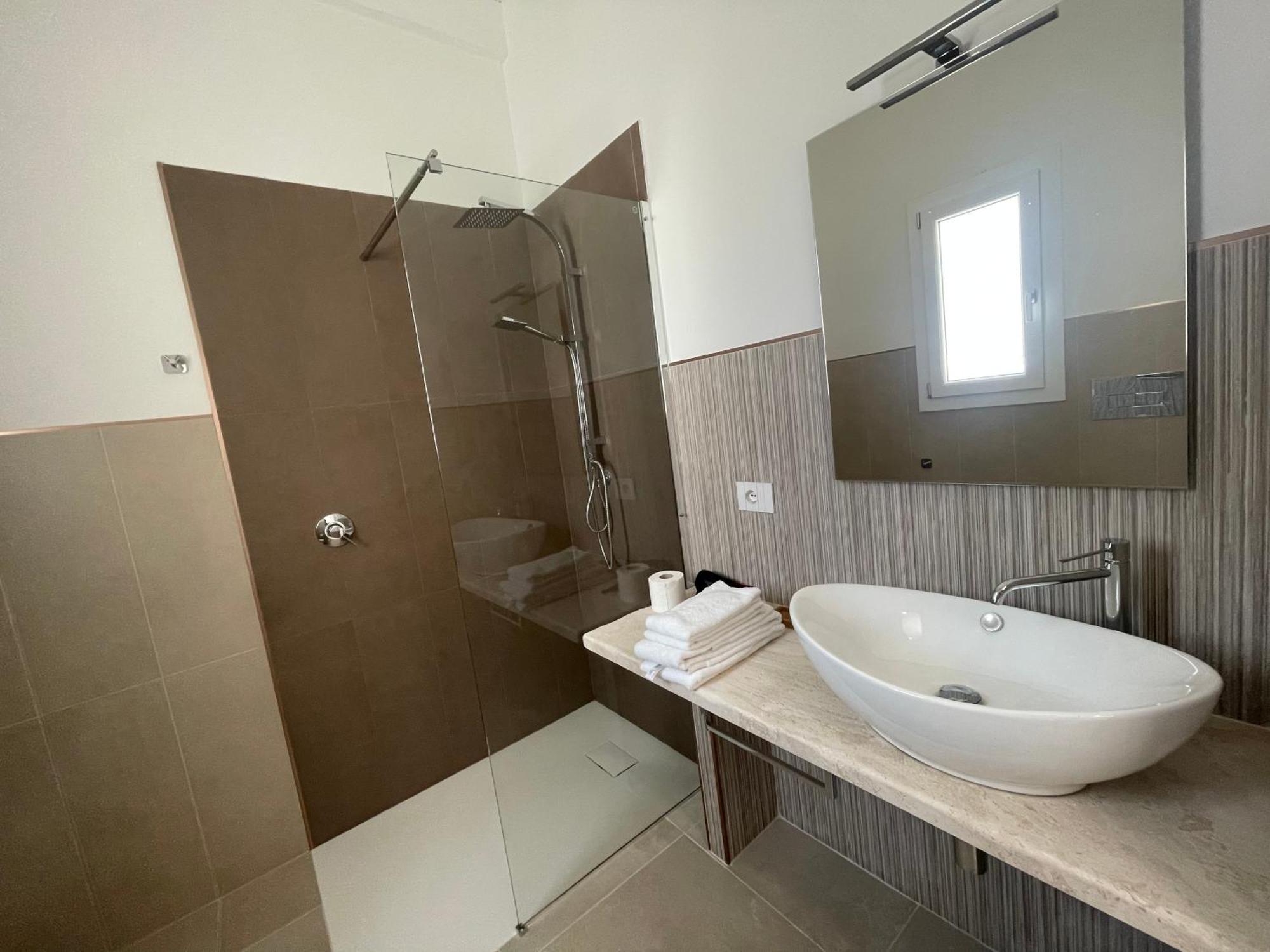 Hotel Bullerjanos Olbia Exteriér fotografie